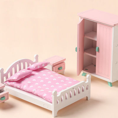 Çapaksız Mini Montessori Ahşap Kız Yatak Odası Oyuncakları