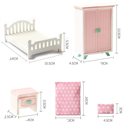 Çapaksız Mini Montessori Ahşap Kız Yatak Odası Oyuncakları